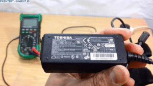 cara mengatasi lampu charger laptop tidak menyala